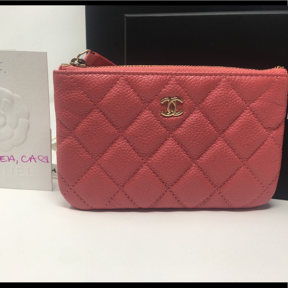SOLD❤️ 18S Chanel Coral Pink Mini O Case w/GHW